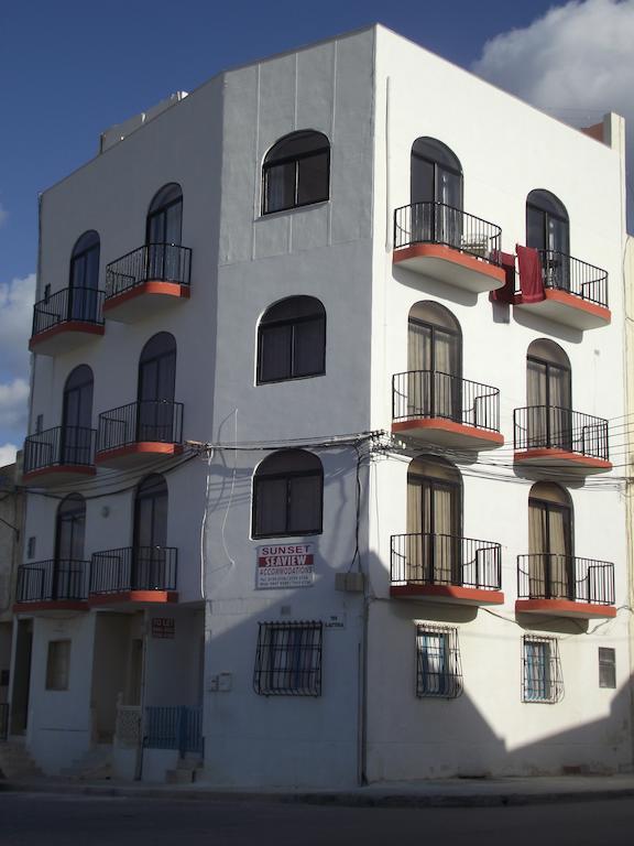 Sunset Seaview Apartments Marsalforn Buitenkant foto